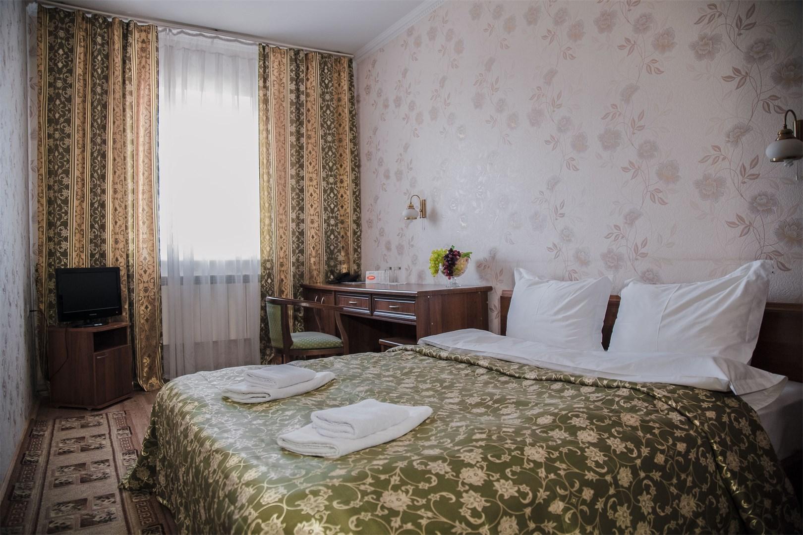 Гостиницу в развилка. Гостиницы поселок московский. Диамант домодедово. Отель царьград серпуховский район. Гостиница чайка село московская.