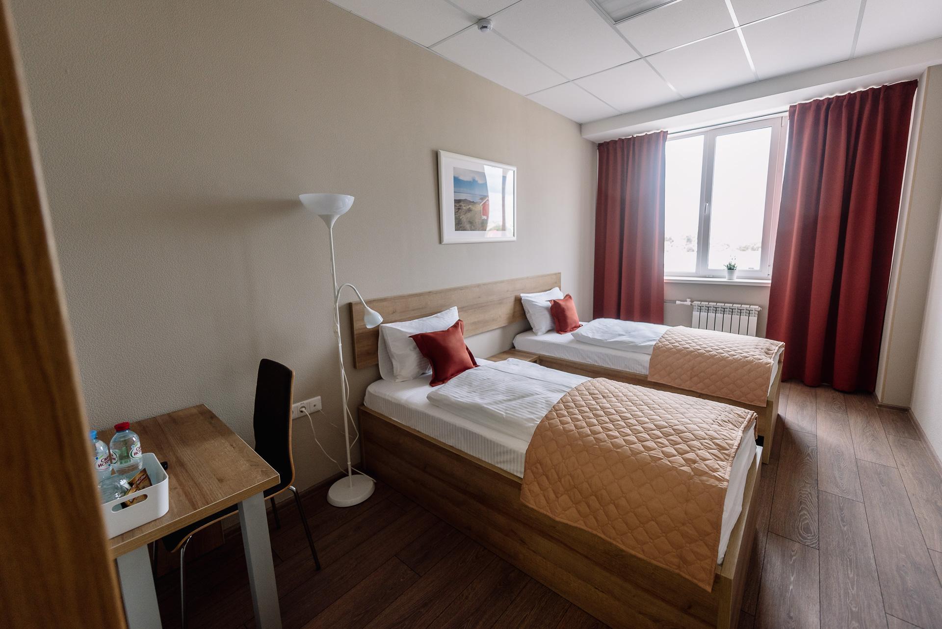 Мегаполис смоленск гостиница. Губенко 26 смоленск отель новый. Гостиница центральная смоленск. Мариот шведский стол сочи. Смоленскотель смоленск.