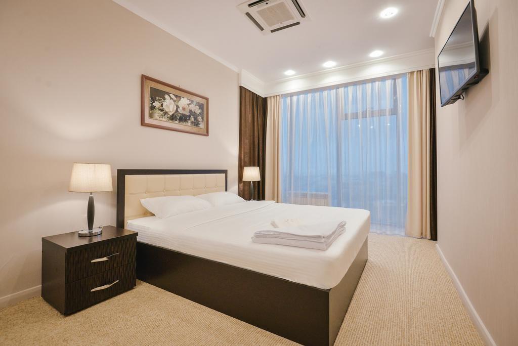 бутик отель гранд 3. Park inn izmailovo. гранд на большом отель санкт-петербург. интерьер гостиницы комната. спальня в отеле.