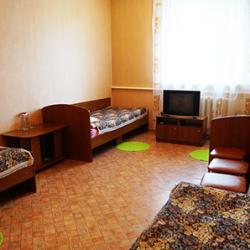 Кровать в 4-местном общем номере (с завтраком)