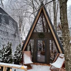 Коттедж улучшенный с 1 двуспальной кроватью