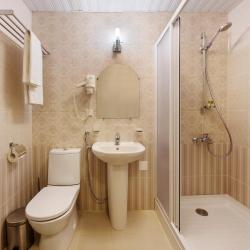 FIT номер стандарт с 1 односпальной кроватью (с завтраком)