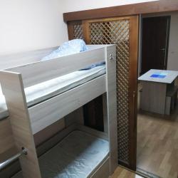 Кровать в 6-ти местном мужском номере