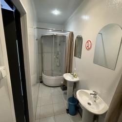 Кровать в 3-местном общем номере