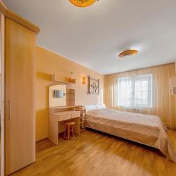 2-комнатные апартаменты улучшенные ул. Воровского, 36 б (74-097)