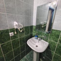 Номер люкс с 2 двуспальными кроватями