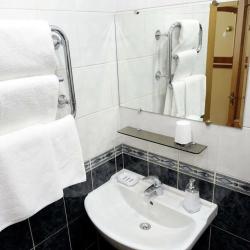 Комната стандарт с 2 односпальными кроватями (с завтраком)