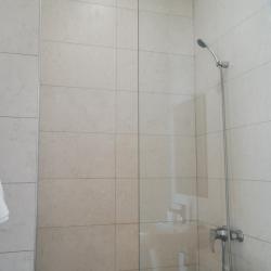 Номер стандарт с 1 двуспальной кроватью и балконом (с завтраком)