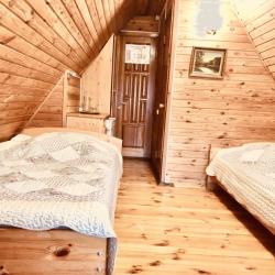 Номер стандарт с 2 односпальными кроватями (мансарда)