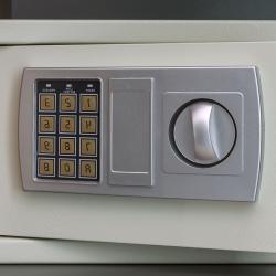 2-комнатный номер стандарт семейный с 2 односпальными и 1 двуспальной кроватью (с пансионом)