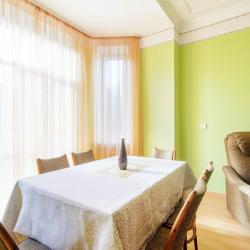 3-комнатные апартаменты улучшенные Кирова, 3 (2)