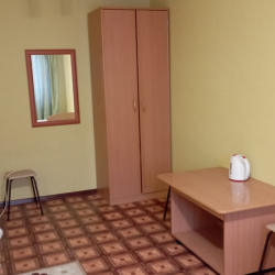 Кровать в 3-местном общем мужском номере