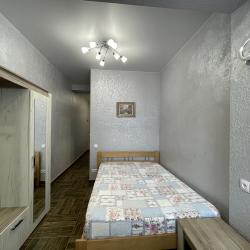 Комната комфорт с 1 односпальной и 1 двуспальной кроватью