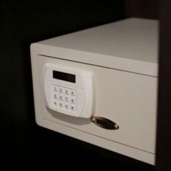 Номер стандарт с 1 двуспальной кроватью