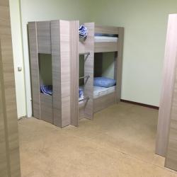 Кровать в 6-ти местном мужском номере