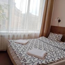 Номер стандарт с 1 двуспальной кроватью