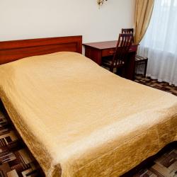 Номер стандарт с 1 двуспальной кроватью