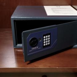Номер комфорт семейный с 2 двуспальными кроватями