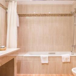 Номер люкс семейный (с полупансионом) (корпус SPA)