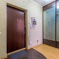 1-комнатные апартаменты стандарт Бажова,  68- 37