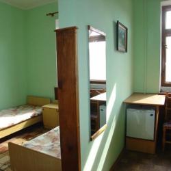 Номер стандарт с 1 двуспальной кроватью