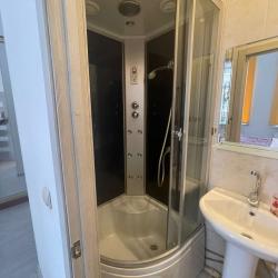 Номер комфорт улучшенный с 1 двуспальной кроватью