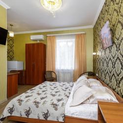 Трехместный стандарт (с пансионом)  (корпус 12)
