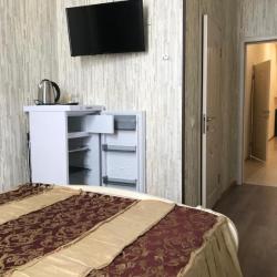 Номер стандарт с 1 двуспальной кроватью
