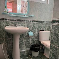 Комната стандарт с 1 односпальной и 1 двуспальной кроватью