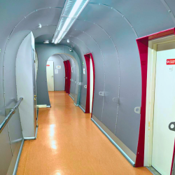 Кровать в 2-местном общем женском номере