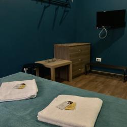 Номер эконом стандарт с 1 двуспальной кроватью