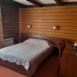 Комната стандарт с 1 двуспальной кроватью