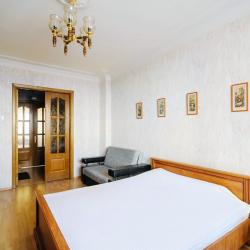 3-комнатные апартаменты улучшенные Кирова, 3 (2)