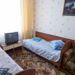 Номер эконом стандарт с 2 односпальными кроватями