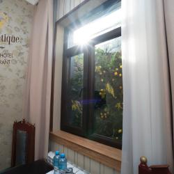 Номер стандарт с 1 двуспальной кроватью