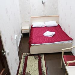 Номер эконом с 1 двуспальной кроватью (без окна)