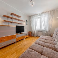 2-комнатные апартаменты улучшенные ул. Воровского, 36 б (74-097)