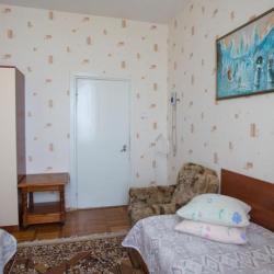 Номер эконом стандарт с 2 односпальными кроватями