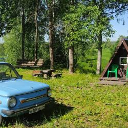 Дом шалаш (удобства на территории)