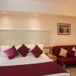 2-room Family Room Pool View (all inclusive)