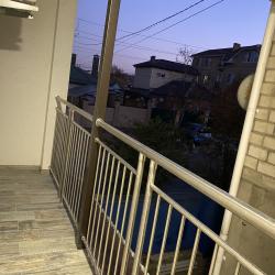Комната улучшенная с 1 двуспальной кроватью и балконом