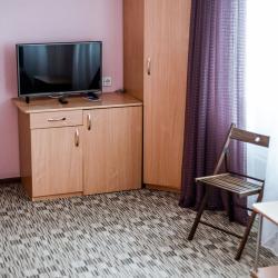 Номер стандарт с 1 двуспальной кроватью (с полупансионом)