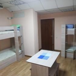 Кровать в 12-ти местном мужском номере (без окна)