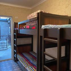 Кровать в общем номере c 2 двухъярусными кроватями (удобства на этаже)