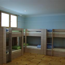 Кровать в 12-ти местном женском номере