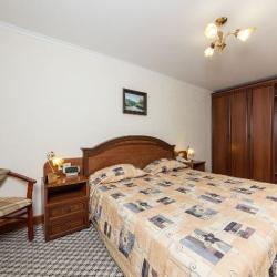 Номер стандарт с 1 двуспальной кроватью (с пансионом)