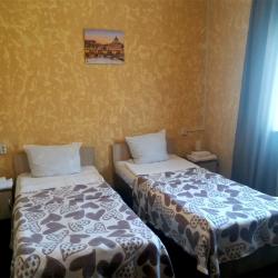 Номер стандарт с 2 односпальными кроватями (с завтраком)