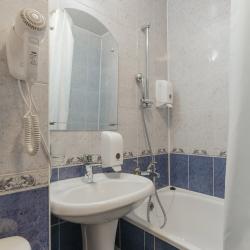 Номер стандарт с 1 двуспальной кроватью