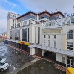 2-комнатные апартаменты улучшенные Трифонова 22 с 2 двуспальными кроватями