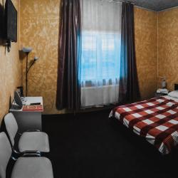 Номер комфорт с 1 двуспальной кроватью (с завтраком)